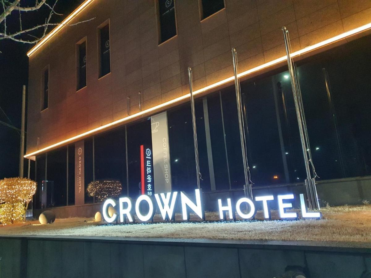 Crown Hotel Changwon Exterior photo