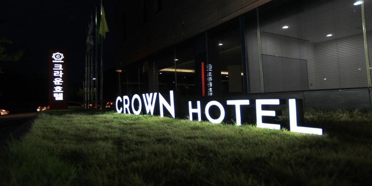 Crown Hotel Changwon Exterior photo